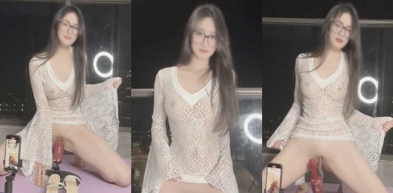 台湾ins美女网红 vavababe 下海黄播 白富美气质御姐 骑乘炮机自慰 声音超嗲引爆全网！ - 51吃瓜网-51吃瓜网