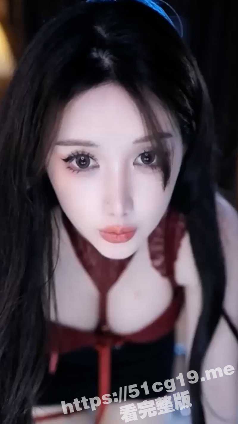 虎牙极品御姐型主播 理理 无内露毛双视角骚舞 定制私拍 经典四部经典合集 - 51吃瓜网-51吃瓜网