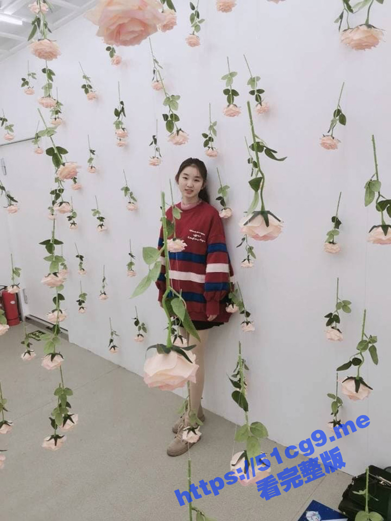 三点超粉嫩的极品学生妹！西安文理学院 美女校花 跟男朋友分手后 裸照及自拍视频流出 - 51吃瓜网-51吃瓜网