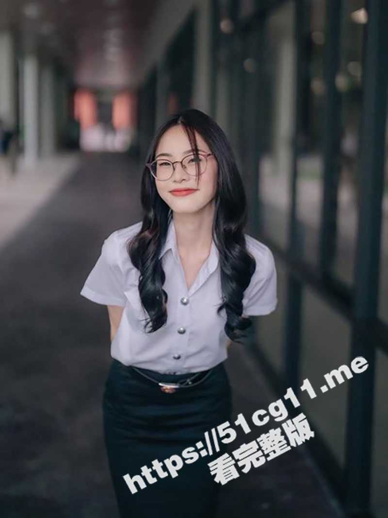 今日换口味系列 长相清纯泰国小姐姐 怎么在床上这么反差!性爱姿势会的也太多了吧 前男友功不可没 - 51吃瓜网-51吃瓜网