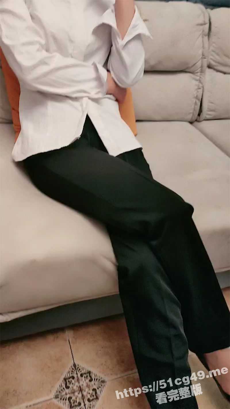 现在楼市不景气 房地产极品美女销售为了卖房只能出卖自己的身体 被客户无套插入骚穴 - 51吃瓜网-51吃瓜网