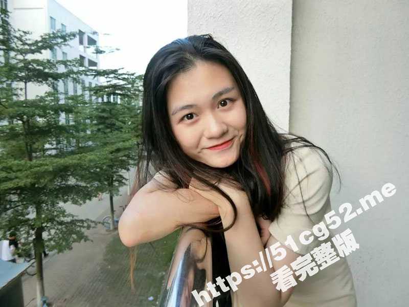 广州工商学院毕业的骚货 翁洁玲 人前职场白领优质女 背地里是穿情趣制服拍私房 事后互免献身与摄影师做爱-51吃瓜网
