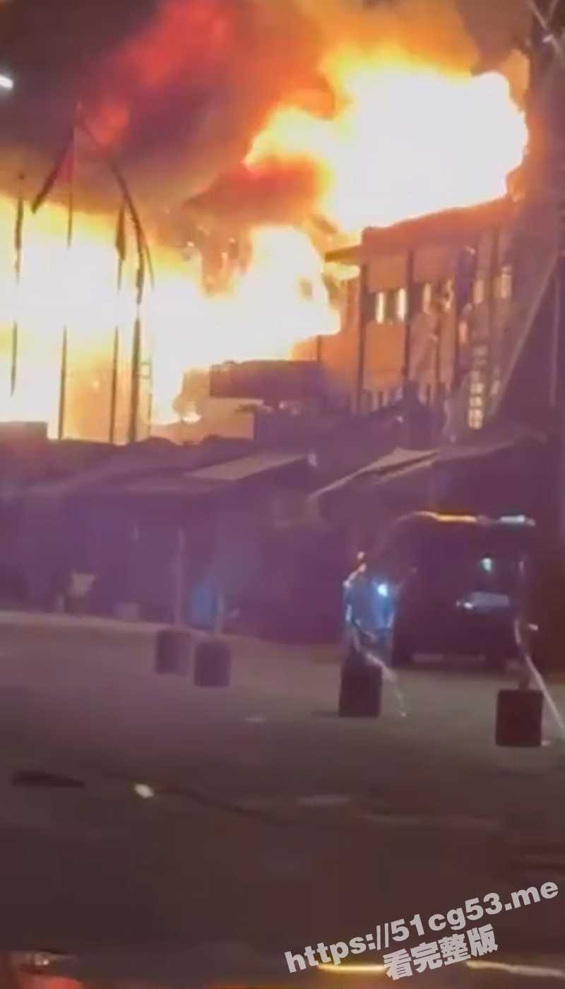 4月9日凌晨2点 广州芳村百艺城发生火灾 中国最大的花鸟市场 多少商家的心血一夜之间破产啊！ - 51吃瓜网-51吃瓜网