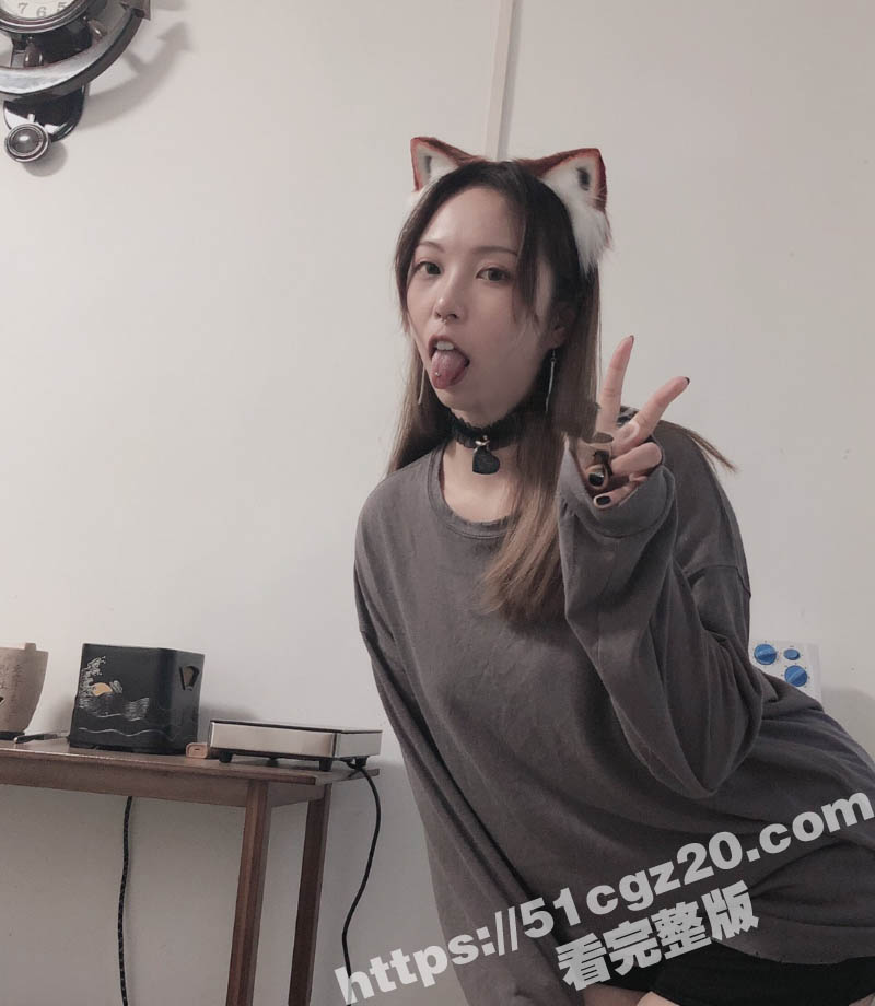 推特符文母狗 白先生的小喵呜 被男友调教曝光 清纯嫩妹秒变肉便器 各种舌钉乳钉撒尿玩弄! - 51吃瓜网-51吃瓜网