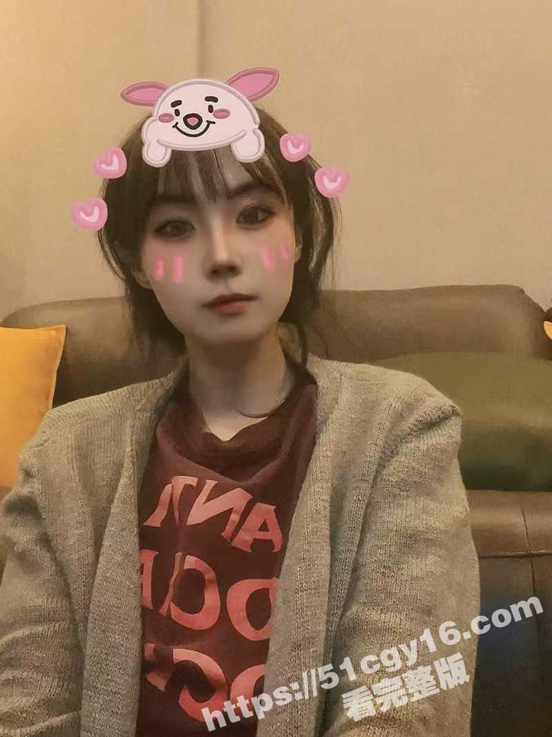 乌鲁木齐体制内母狗后续 各种口交电击喝尿调教 火腿肠插逼层出不穷 深喉差点把妹子给插死！ - 51吃瓜网-51吃瓜网