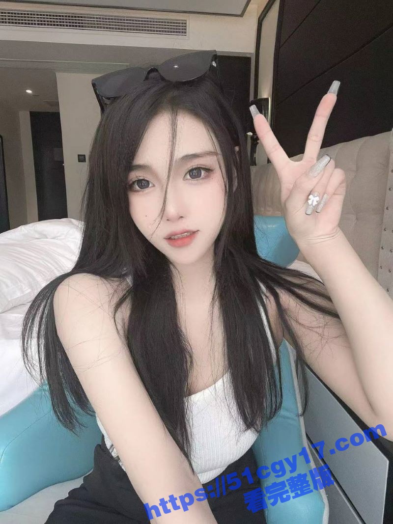 富二代群P狂欢!女大学生被轮操至高潮痉挛喷水 娇嫩身躯在快感中颤抖 爽到失控呻吟! - 51吃瓜网-51吃瓜网