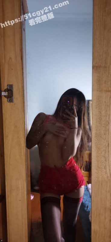 温州清纯女高不雅视频流出 自拍白虎嫩穴自慰狂浪 情趣穿搭配裸舞勾搭金主！-51吃瓜网