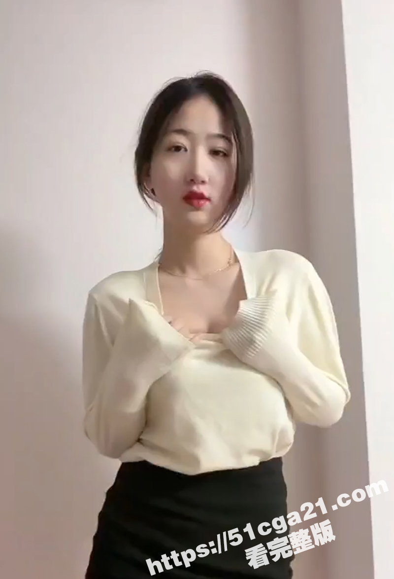 快手美女网红 尤永慈 定制福利流出 清纯小美女戴狗链为金主口交 花式做爱 惊爆全网！ - 51吃瓜网-51吃瓜网