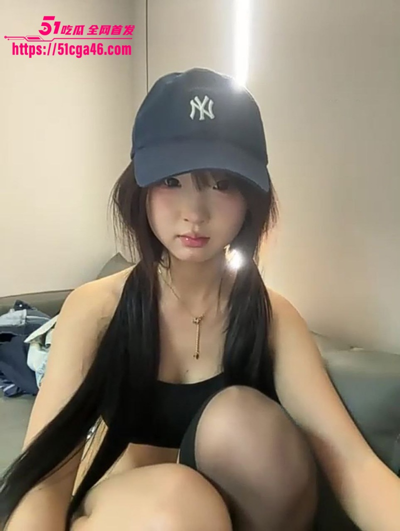 高颜值清纯少女直播 JK套装萝莉范十足 假屌狂插嫩穴白浆四溢 淫荡自拍骚劲尽显！ - 51吃瓜网-51吃瓜网