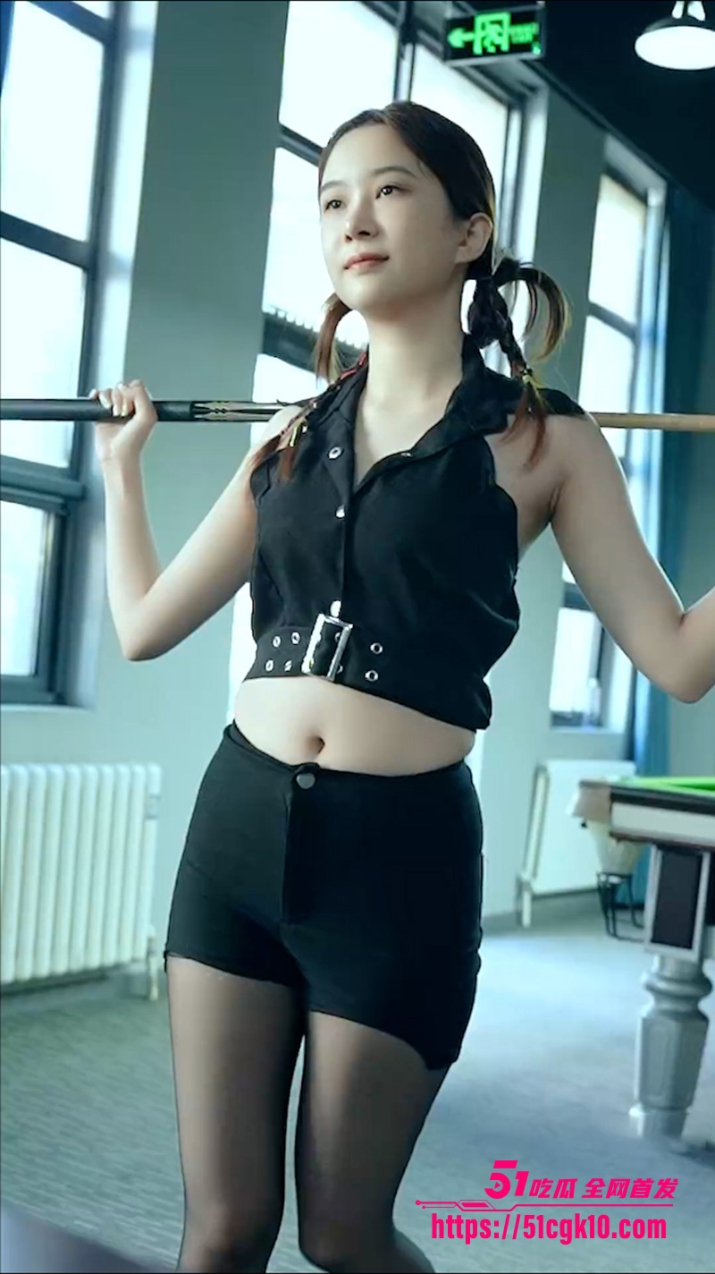 擦边短剧《如虎添翼》为了履行婚约走出十万大山 左手悬壶济世 右手飞针杀人！ - 51吃瓜网-51吃瓜网