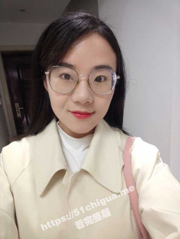 张家口民办医院小护士 小康 反差眼镜娘护士 骚断你的腰 脱下衣服暴露M母狗属性 露脸性爱视频曝光-51吃瓜网