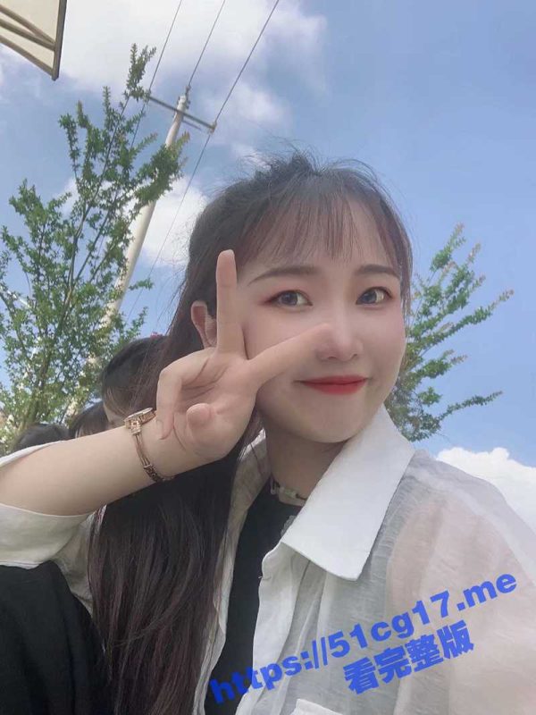 山东大学反差婊 刘墨璐 与男友啪啪视频被爆光流出 长的还不错 骚也是真的骚！-51吃瓜网