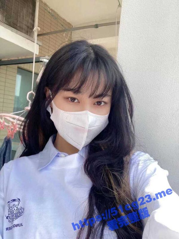 大神拿下澳大利亚昆士兰大学 在读00后研究生 读书厉害身材也是棒 录制了多个性感照片 真顶！-51吃瓜网