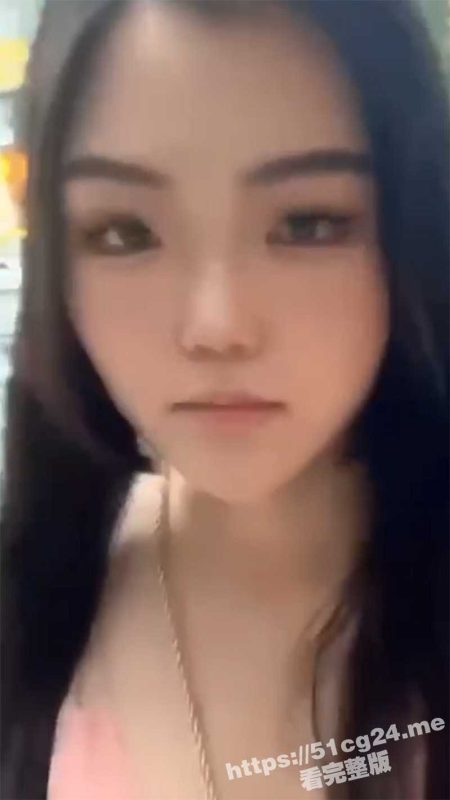 白嫩大奶少妇 在床上脱光自慰诱惑男友 被男友狠狠的无套抽插内射小骚货-51吃瓜网