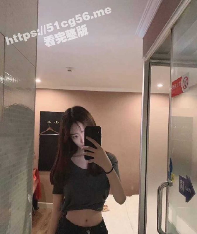 安徽艺术学院 反差艺术生 苏悦彤 被富二代男友手屌并用玩弄 小骚逼都快被玩坏了！-51吃瓜网