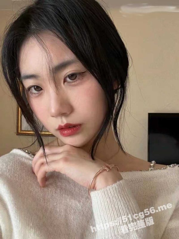 推特反差健身网红 悲哀小狗 高颜值女神自慰福利秀 JK装 豹纹裙白丝袜 诱惑满满！-51吃瓜网