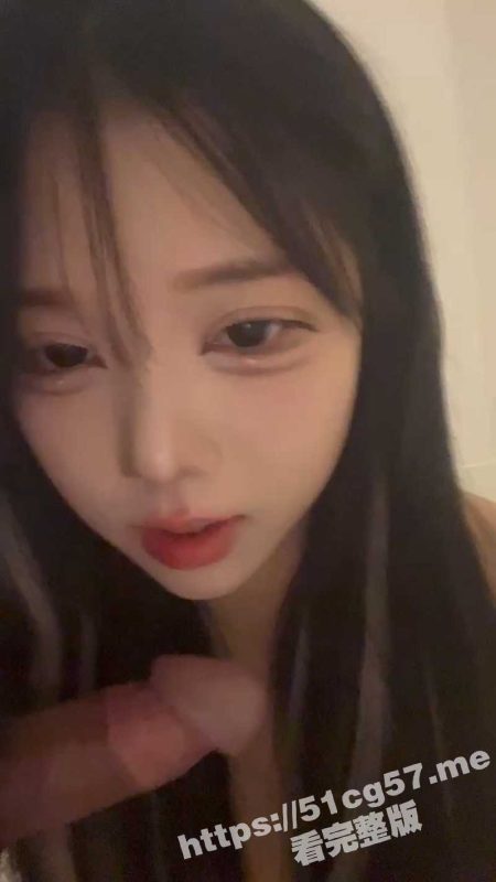 颜控必看！韩国一个小网红下海了 这颜值真的太高了 吃着金主的大鸡巴好有感觉！-51吃瓜网