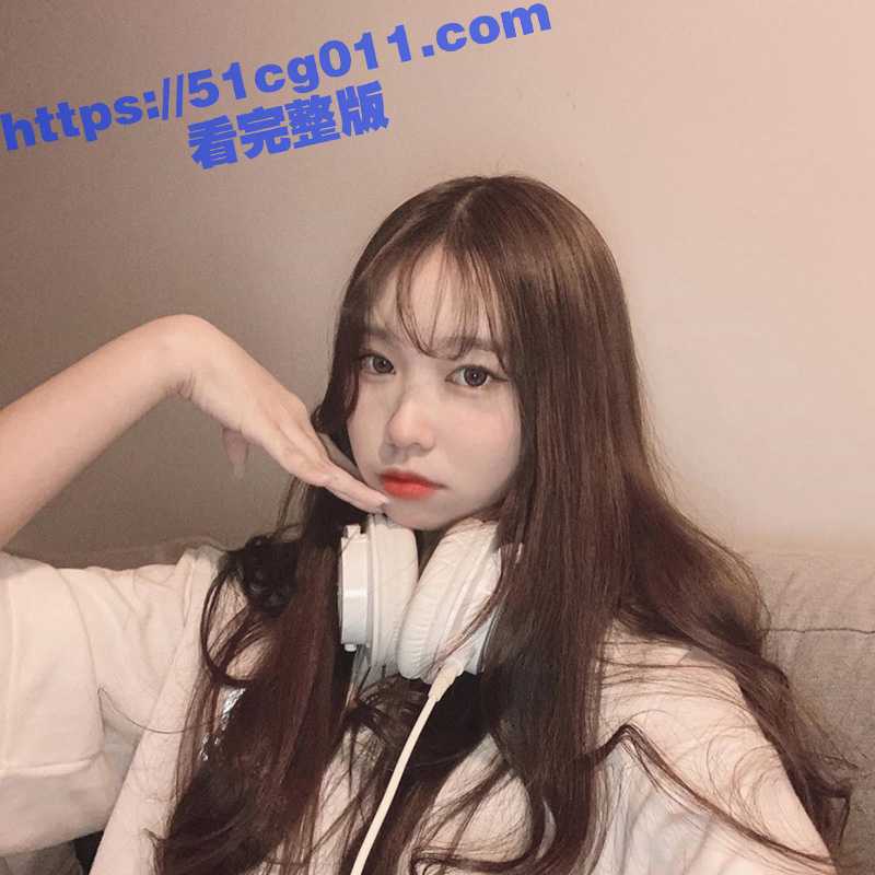 台湾高颜值极品嫩妹 在家自拍性感全裸视频 结果手机被闺蜜乱翻 找出视频直接曝光 台妹果然骚的够劲啊-51吃瓜网