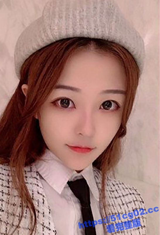 大神酒店约炮公司美女同事 各种姿势猛操她的无毛小嫩穴 完美露脸实拍！-51吃瓜网