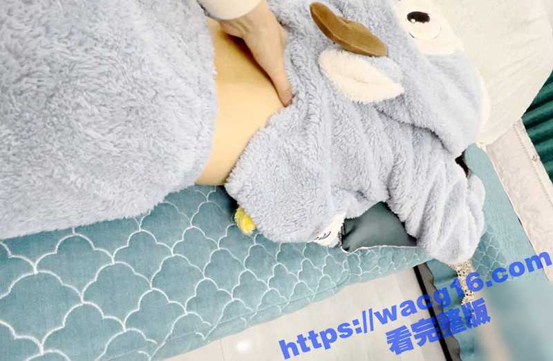 海角乱伦狂人新作 半夜钻进妹妹被我 以按摩的名义 爆操性感妹妹嫩穴 完美翘臀人间极品! - 51吃瓜网-51吃瓜网