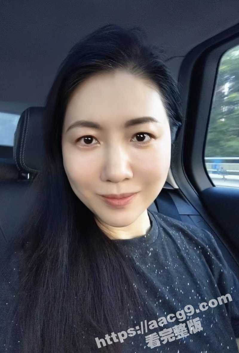 真实东北夫妻3P现场!丈夫找兄弟一起玩 骚货妻子两根肉棒换着吃 奶大声浪还主动求操 - 51吃瓜网-51吃瓜网