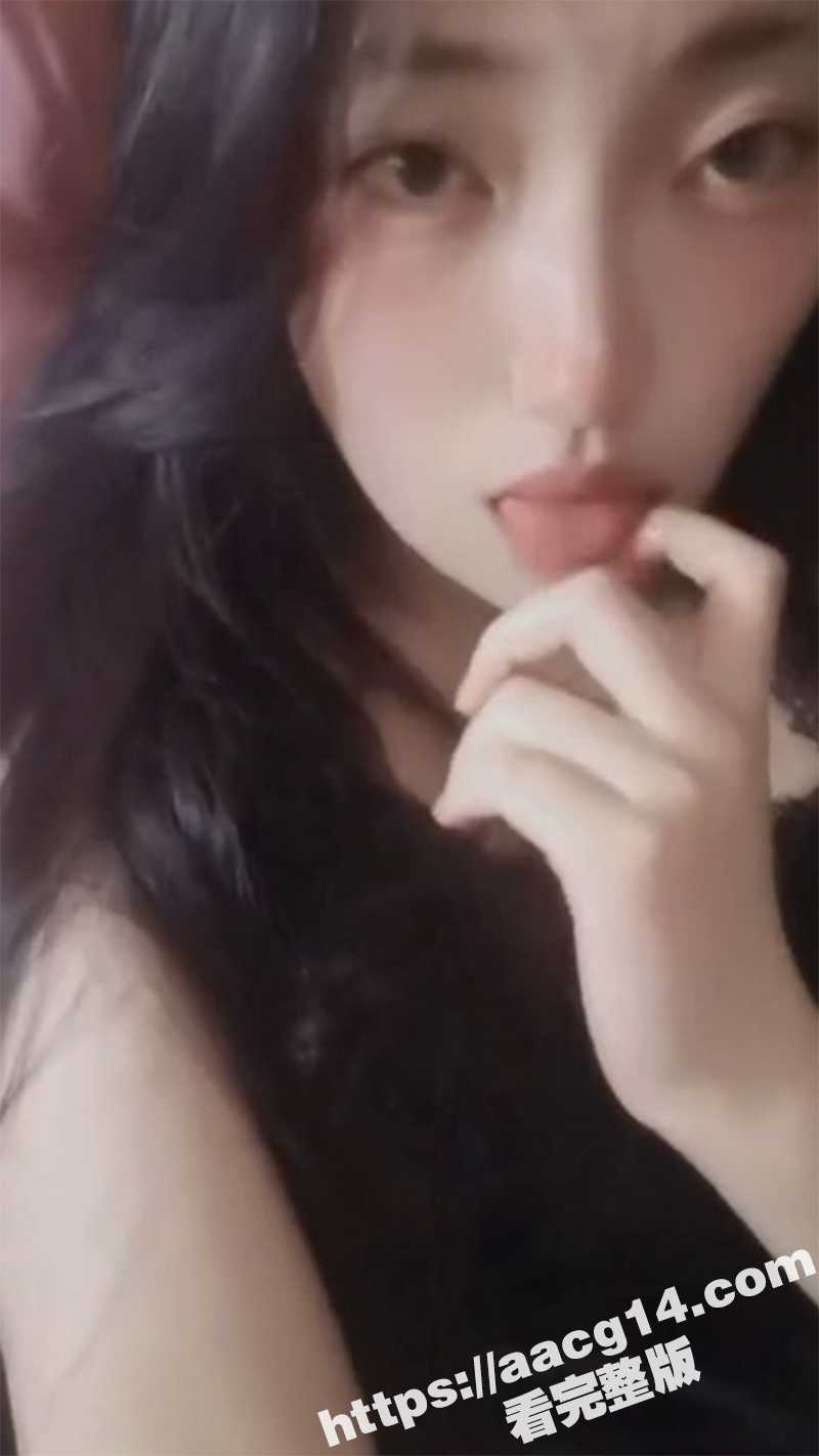 江苏母狗张语萱 20岁的长腿尤物 被金主露脸调教 在地上学狗爬 各种玩穴自慰 独家曝光视频流出 - 51吃瓜网-51吃瓜网