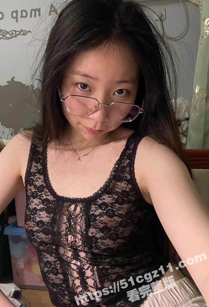 河北石家庄某公司HR 刘晴 约炮视频遭男友曝光 可爱女友竟是男同事专属精盆 - 51吃瓜网-51吃瓜网