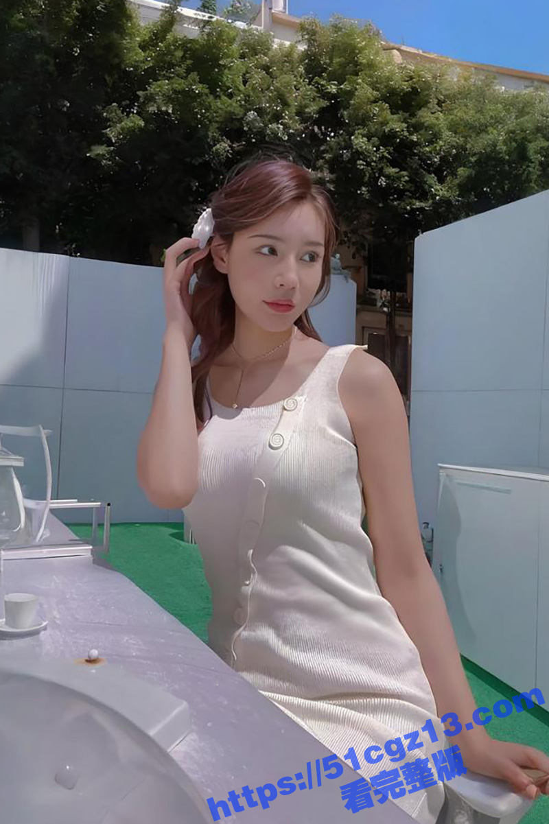 色影师酒店约拍 极品身材互免模特 大奶长腿蜂腰翘臀 在床上全裸配合私房拍摄 这职业着实羡慕了啊 - 51吃瓜网-51吃瓜网