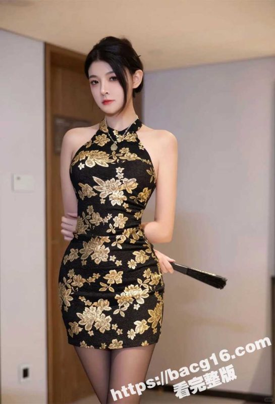 极品长腿女神 猫猫碎冰冰 最新作品 旗袍撕裆露骚穴 水晶假屌玩自慰 嘴穴同插喷淫尿-51吃瓜网