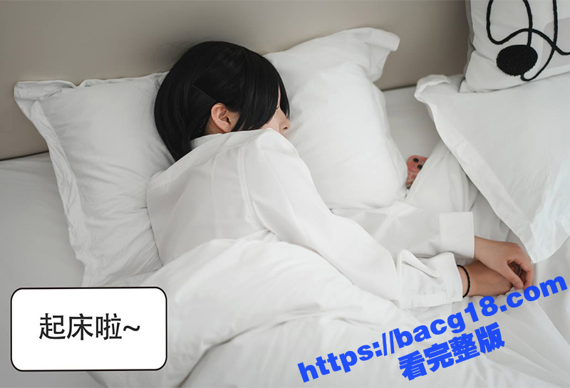 巨乳成人女神 星澜 演绎剧情版 性感后妈穿吊带配蕾丝骚内裤勾引继子 淫荡母子沙发激情互摸-51吃瓜网