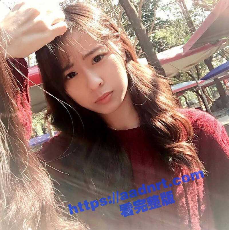 漂亮小美女与男友激情做爱自拍流出,大胆露脸颜值还不错,小眼神很诱惑妹子真会玩 - 51吃瓜网-51吃瓜网