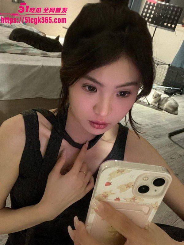 山东理工大学 张悦 日常性爱视频流出 露脸口交酷爱吃鸡 粉嫩骚逼阴毛旺盛 校园女神骚到极致！-51吃瓜网